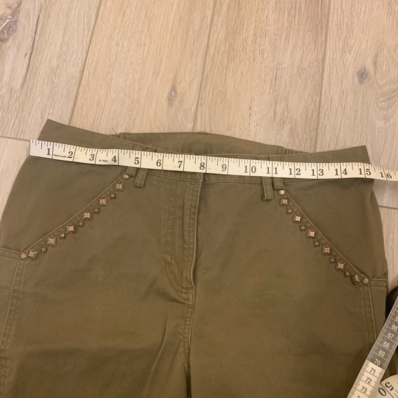 Ruby Rd Army Green Pants | Rock Stud Pockets | Size 6 | Great Used Condition - Picture 7 of 7